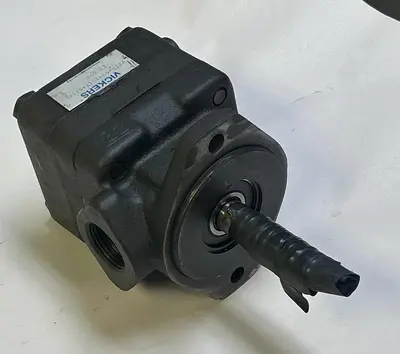 Used VICKERS V214-9W-1C12-S214 Pumps | Surplus Asset Holdings #1206183