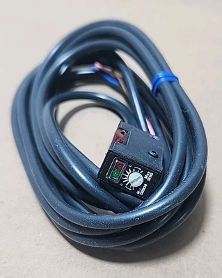 NEW Omron E3S-BT81-D
