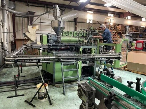 Used 2015 CMP 2000/DH/2 Blow Molding Machines Illinois US | Meadoworks #1503423