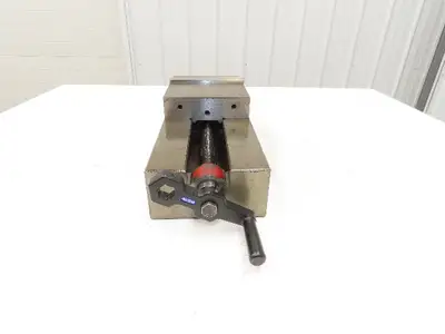 Super-Lock 6" Machine Vise 7.5" opening