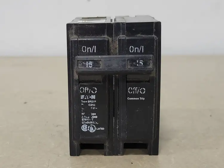 Used EATON BR215 Switchgears British Columbia CA | Lenmark #239994