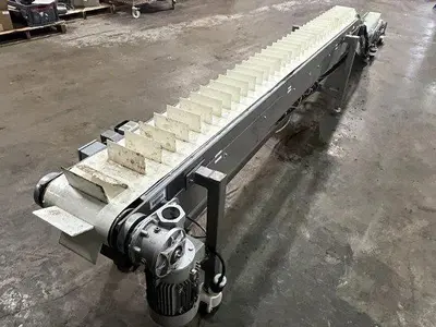 Viking 18.5' Long Cleated Conveyor