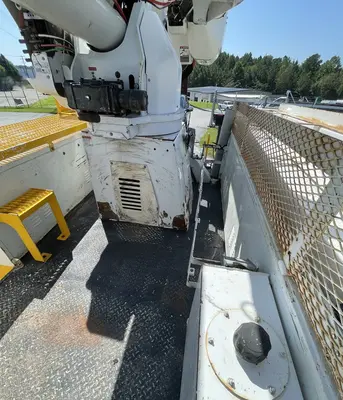 Used 2013 INTERNATIONAL 4300 UTILITY BUCKET Bucket (boom) trucks Virginia US | Proxy Equipment #1377842