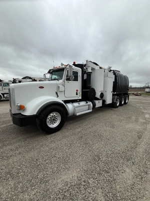 2015 SUPER PRODUCTS MUDDOG 1600 Hydro Excavator | VacSource (5)