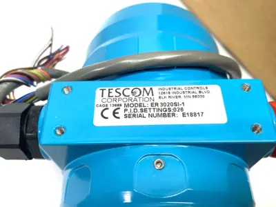 USED EMERSON TESCOM INTEGRATED REGULATOR, ER 3020SI-1 ELECTROPNEU. CONTROLLER