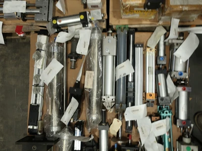 Used _UNKNOWN_ _UNKNOWN_ Pneumatic Cylinders Ohio US | Aucto #1307548