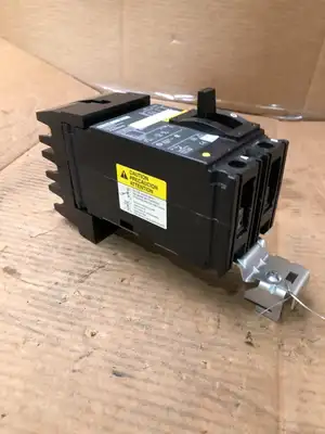 USED SQUARE D FA26020AB
