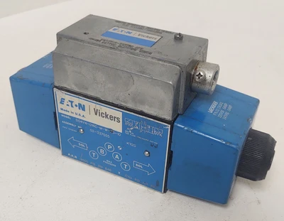 USED Eaton DG4V4-016C-M-W-B5-10