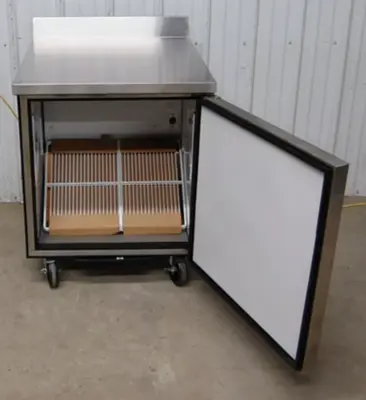142-0017 True 27 Inch Under Counter 1 Door Stainless Steel Cooler TWT-27