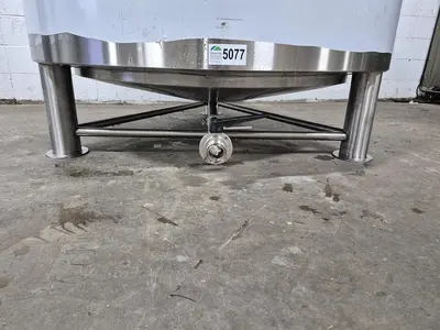700 Gallon Processing Tank