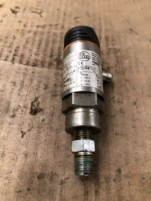 IFM PN5202 High Pressure Sensor w/ Monitor 4350PSI 18-36VDC 250mA 1/4″ NPT