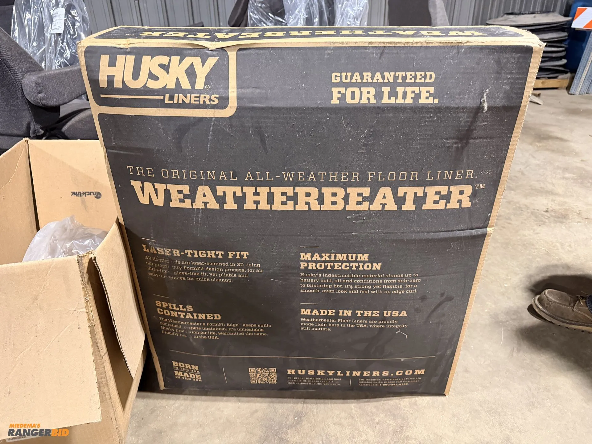 Used HUSKEY WEATHER BEATER FLOOR LINERS 2019-24 SILVERADO 1500 & 2500 CREW CAB Automotive Parts Michigan US | Miedema Asset Management Group #1334711