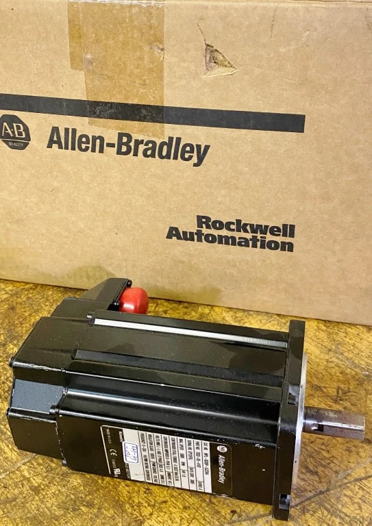 ALLEN BRADLEY 1.8KW SERVO MOTOR
