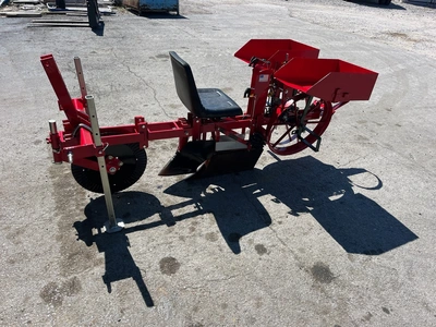 Mechanical Transplanter CT-5 Christmas Tree Planter | County Equipment Company LLC (4)
