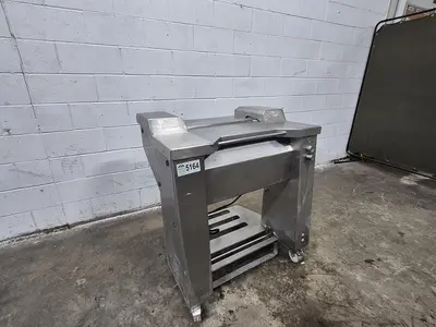 USED 2004 MAJA EVM 4006