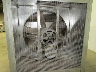 Greenheck 5 HP 3 PH Cabinet Belt Drive Filtered Sidewall Propeller Exhaust Fan