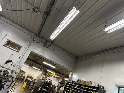 Used _UNKNOWN_ _UNKNOWN_ Straight Edges Michigan US | Miedema Asset Management Group #1292714