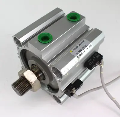 NEW SMC CDQ2B63-25DM-A73Z