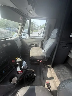USED 2014 INTERNATIONAL PROSTAR