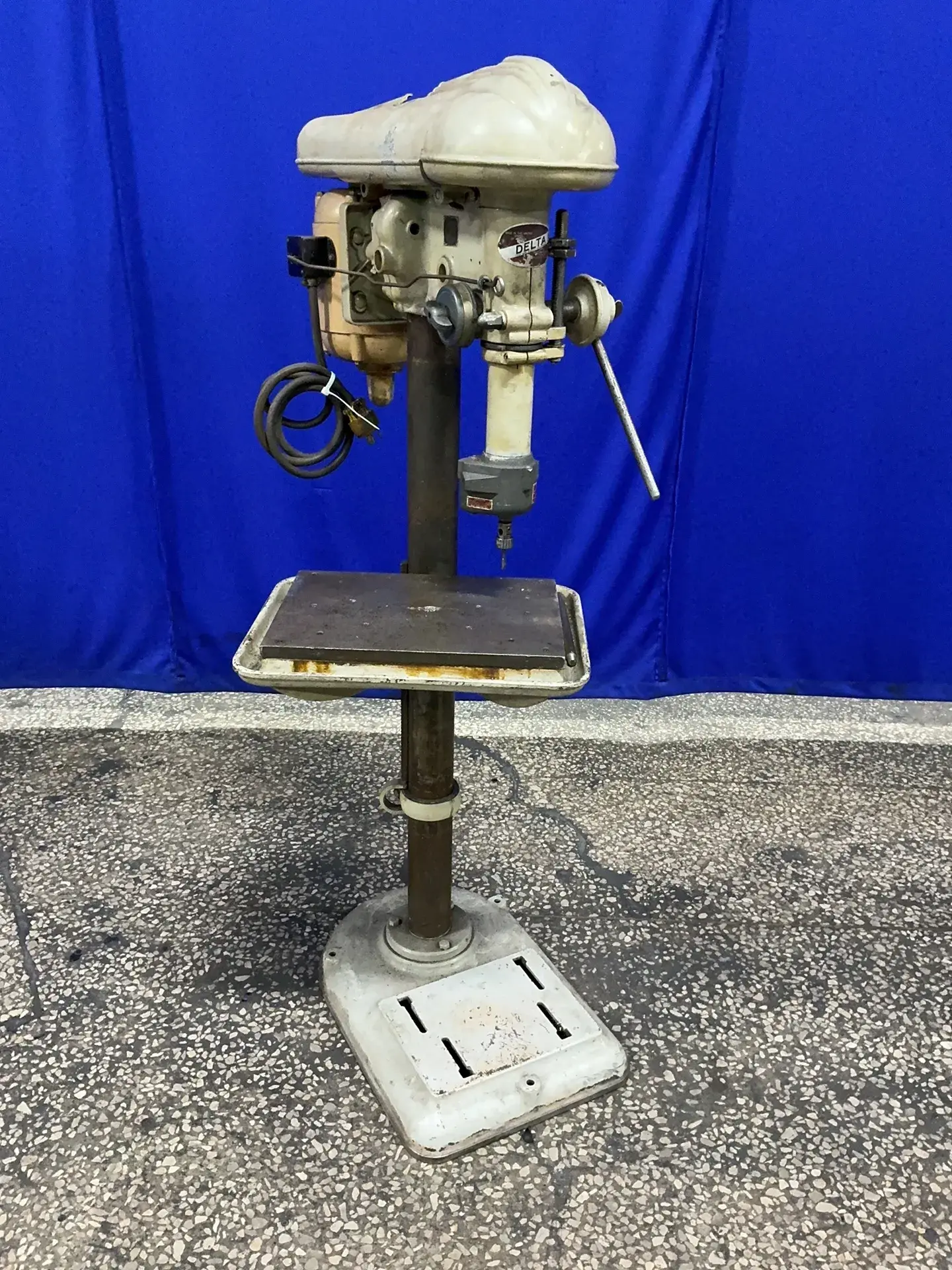 Used DELTA _UNKNOWN_ Drill Press (Woodworking) Ohio US | HGR 24 #1518921