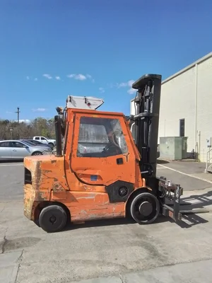 USED 2014 YALE GDC155