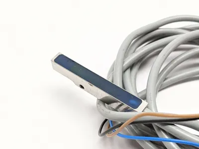 USED BANNER PHOTOELECTRIC SENSOR VSM SERIES