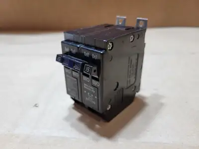 Used COMMANDER BQLT-15-240 Circuit Breakers British Columbia CA | Lenmark #1488985