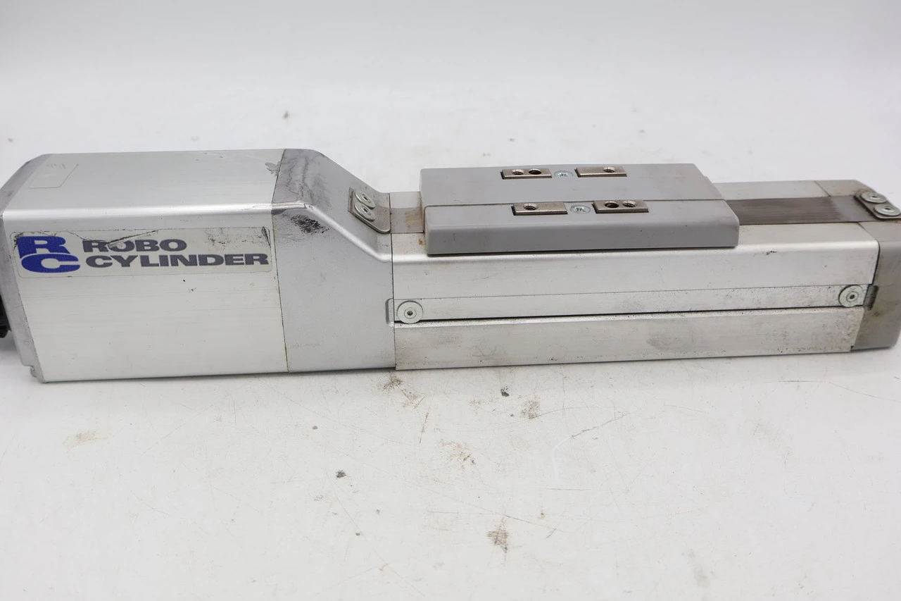 USED ROBO CYLINDER RCP2-SA5-I-PM-6-50-P1-R10