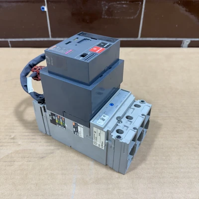 USED Merlin Gerin NSF250 H