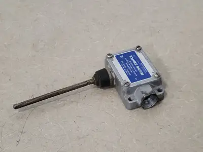 USED MICRO SWITCH L23