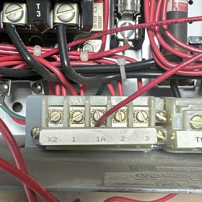 USED Allen-Bradley 2112B-BDB-3-5G-6P-24R-79U-111-90189 K