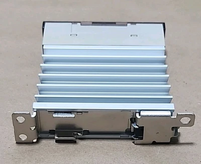 NEW Omron G3PE-215B