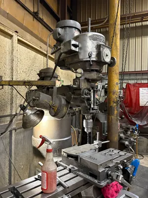 1975 BRIDGEPORT Series 1 J Head 42x9 Bridgegport Mills | Global Machine Brokers, LLC (1)