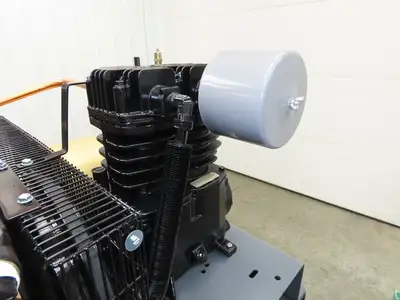 Atlas Copco CR7.5 Reciprocating Duplex Air Compressor 51CFM 7.5HP 3Ph 120 Gal