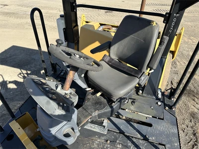Used 2009 CATERPILLAR CB-564D Tandem Rollers New York US | Abele Tractor #1343073