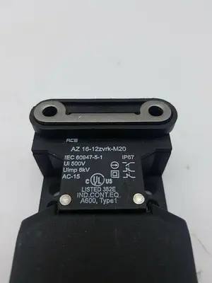 Schmersal AZ 16-12ZVRK-M20 Safety Interlock Switch