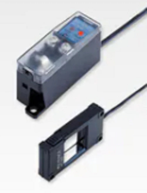 Keyence PG-610 Optical Passage Confirmation Photoelectric Sensor, Amplifier Unit [Refurbished]