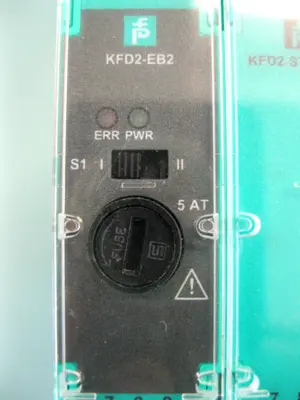 Lot (6) Pepperl+Fuchs KFD2-STC4-Ex2, KFD2-SCD2-Ex2-LK, KFD2-EB2 Modules D14