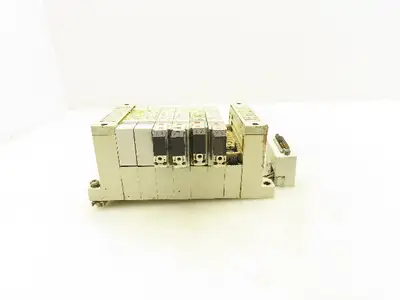SMC VQ2100N-5 Pneumatic 7-Station Manifold 5/2 Solenoid Valves 24VDC