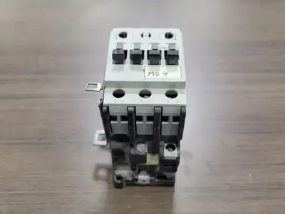USED SIEMENS 3TF211-0A