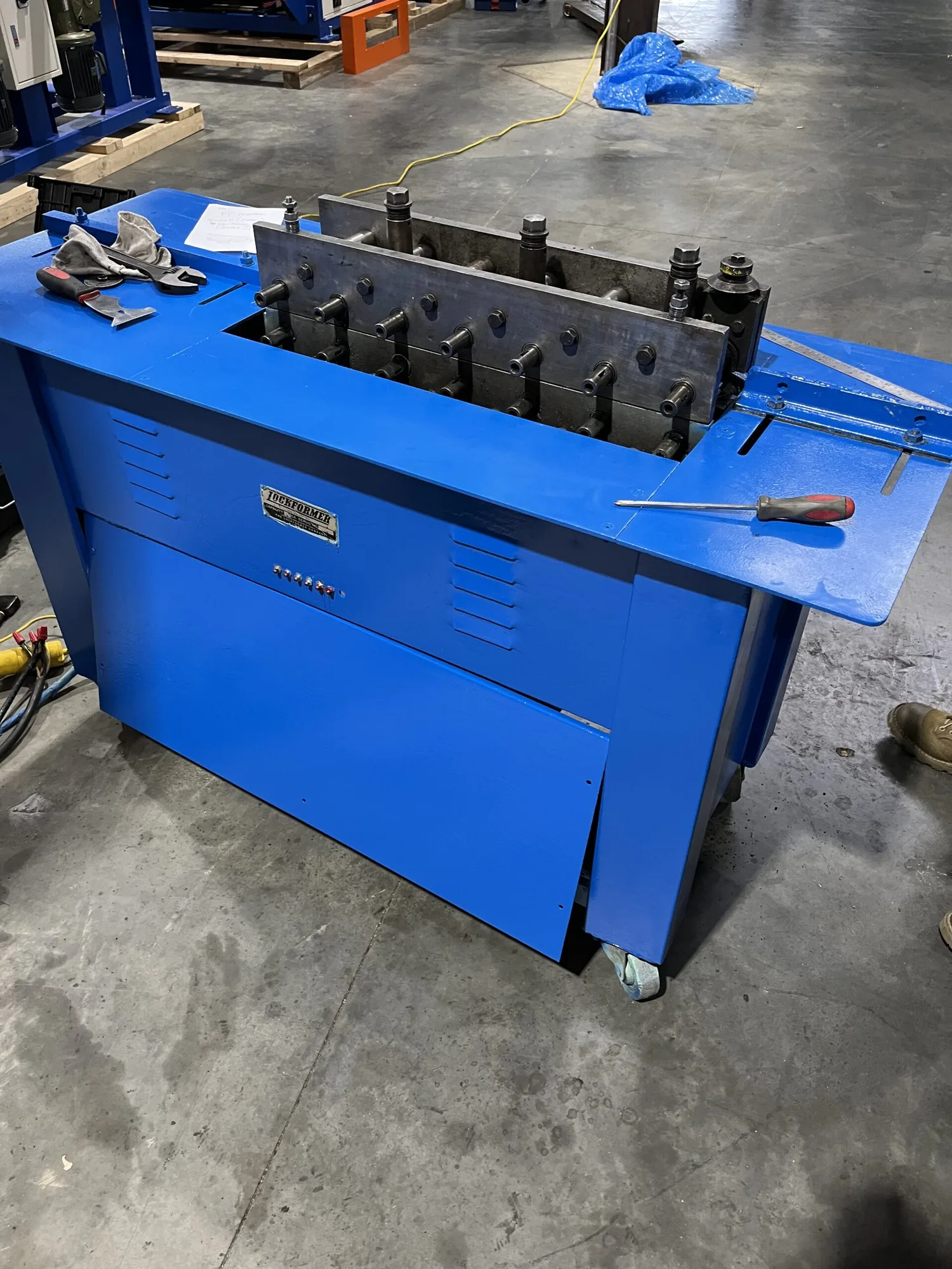 Used Lockformer 16-gauge Pittsburgh