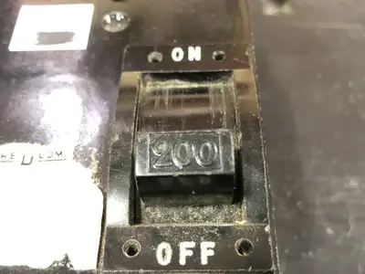 USED SQUARE D C2L-2200