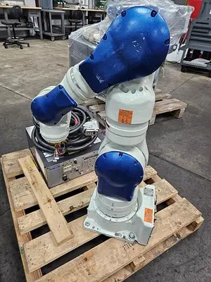 USED 2014 YASKAWA MOTOMAN SIA20F