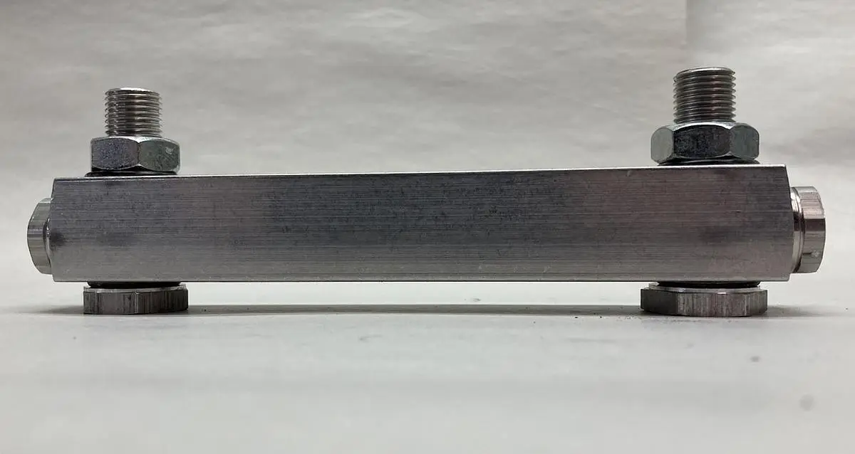 New | in-Stock LUBE DEVICES _UNKNOWN_ Universal Pressure Meters Ohio US | Surplus Asset Holdings #1239661