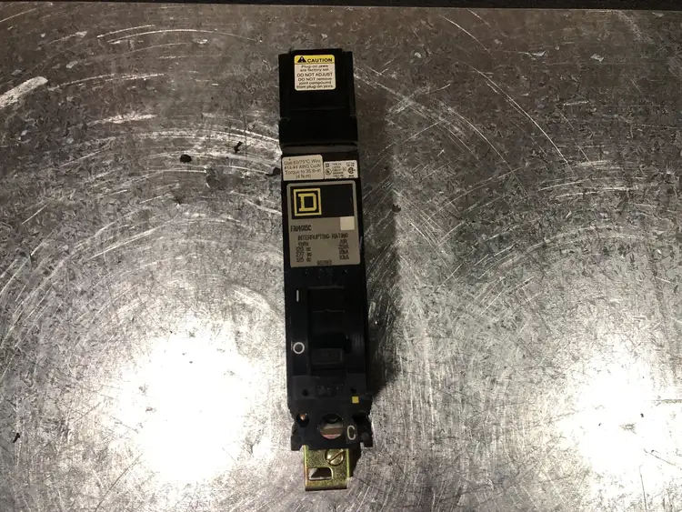 Used SQUARE D FA14015C Switchgears British Columbia CA | Lenmark #244314