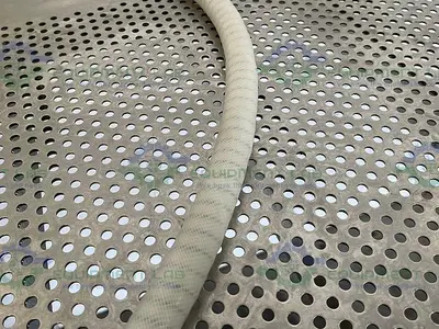 USED SAINT GOBAIN STHT-W-0500 60" SILICONE HOSE W/ 1/2" THREADED FITTING