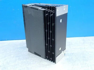 USED OMRON R88DKN04HECT