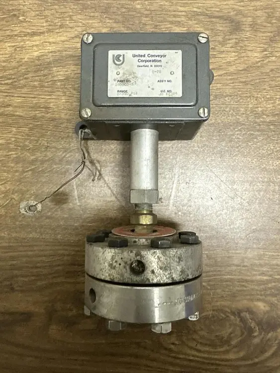 Used UNITED CONVEYOR CORPORATION 340906-5 Pressure Transmitters Ohio US | Surplus Asset Holdings #1247186