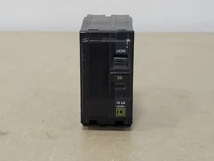 Used SQUARE D QO230 Switchgears British Columbia CA | Lenmark #238504