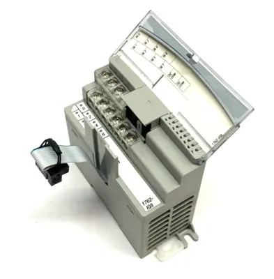 USED ALLEN-BRADLEY SER. A MICROLOGIX 8-POINT SINK/SOURCE INPUT MODULE REV. D